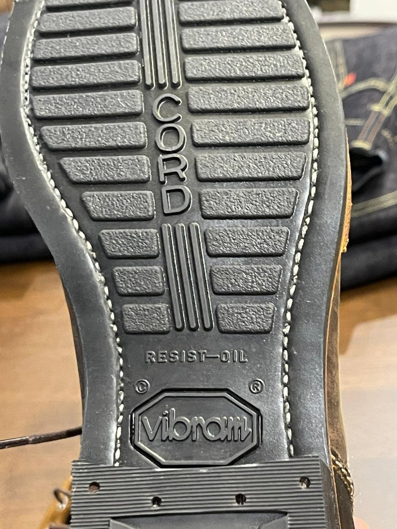 ROUGH BOOTS LACE TO TOE